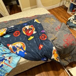 Modern Gray and Blue Floral Comforter